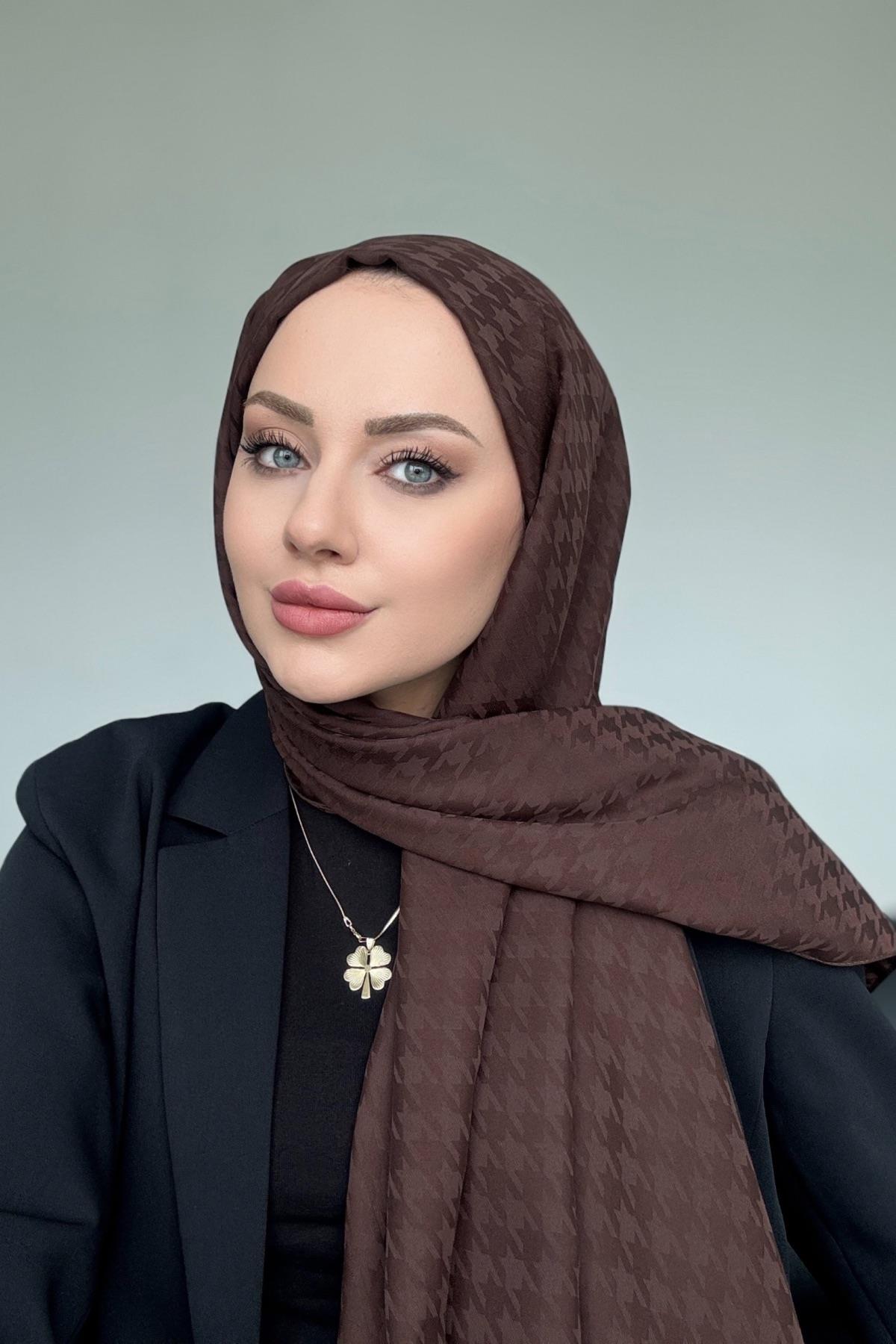 Minimal Kazayağı İpeksi Jakar Şal Koyu Kahverengi