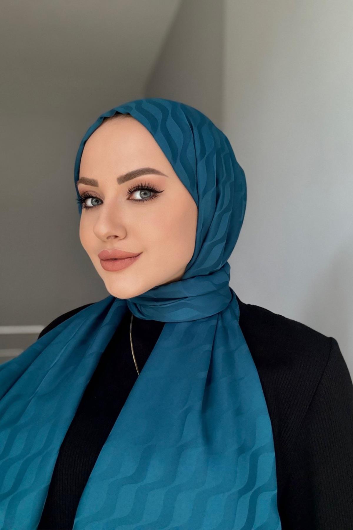 Oil Patterned Silky Jacquard Shawl