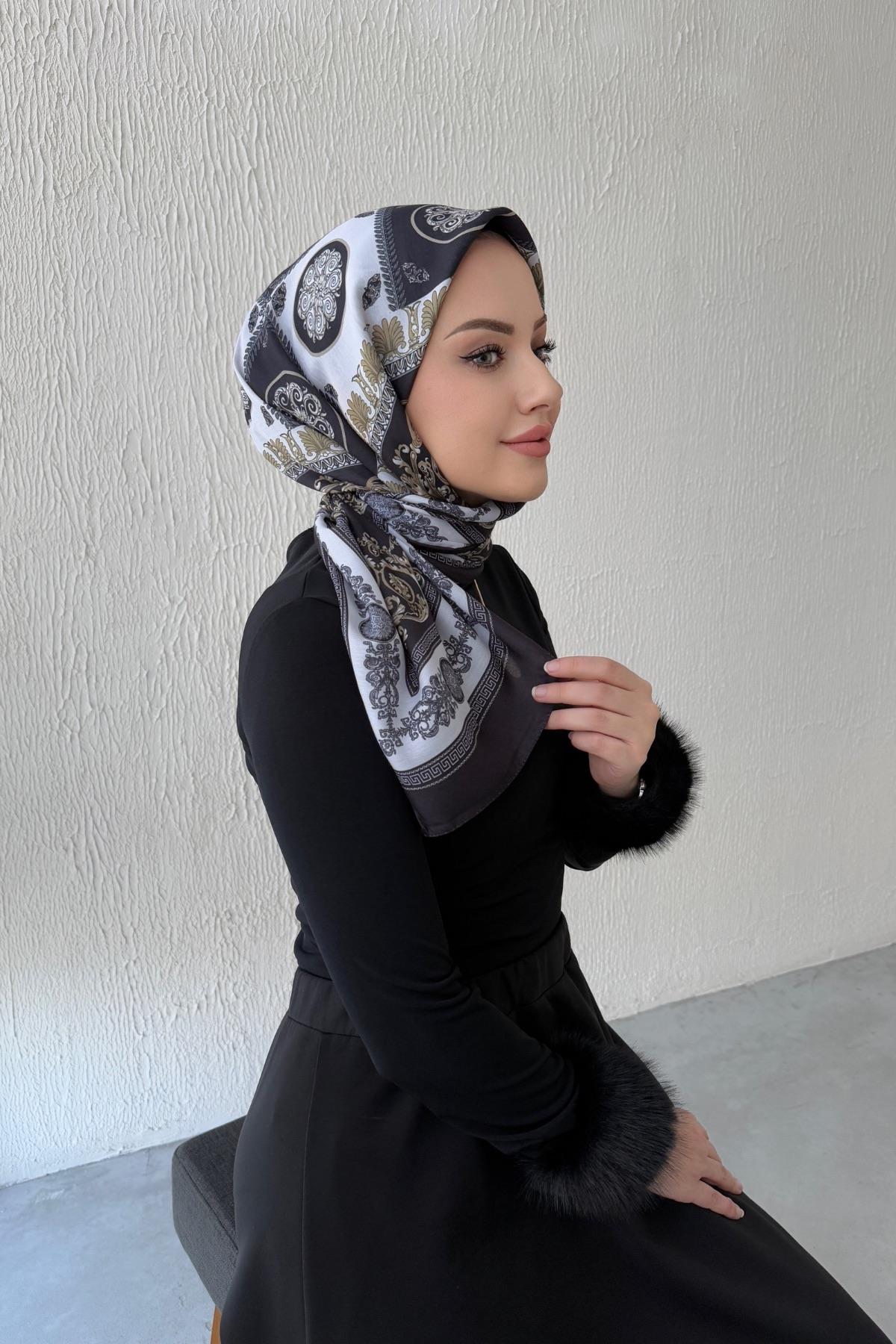 Siyah Versac Desen Dijital Soft Eşarp