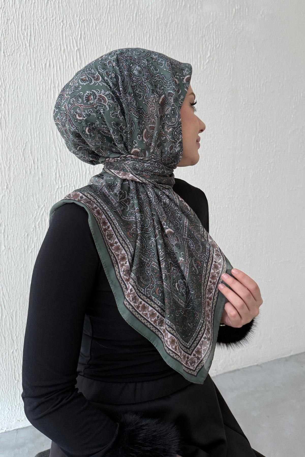 Yeşil Bohem Modal İpek Eşarp