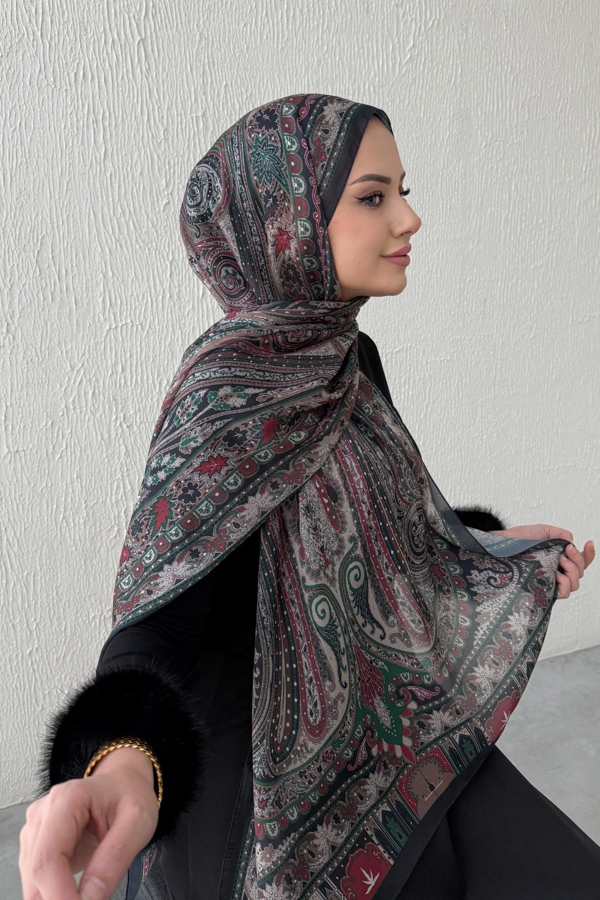YeşilSiyah Berfin Otantik Hint İpeği Şal