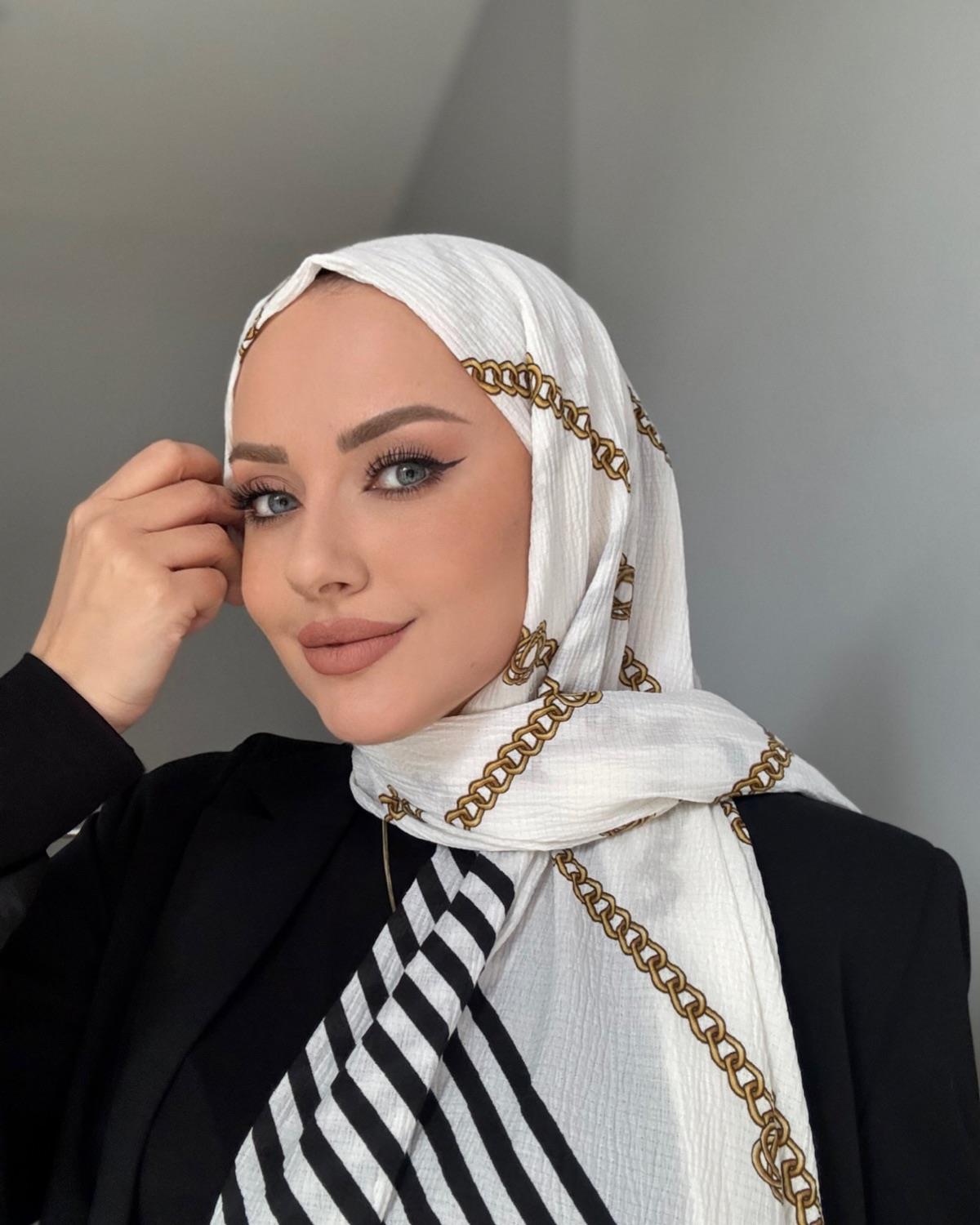 Chain pattern natural sal ecru