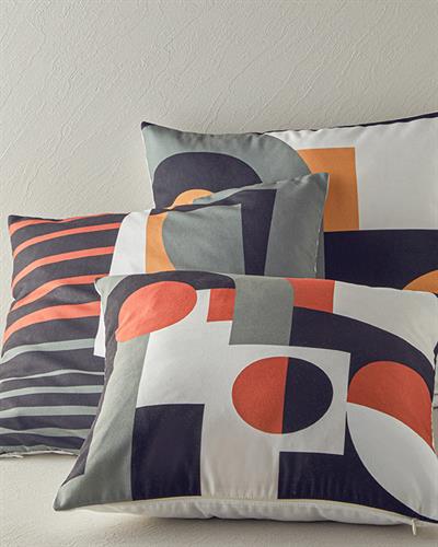 Cover Throw Pillows 45x45 cm Brick Red