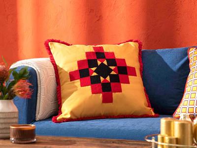 Abrazo Голяма Декоративна Възглавница Бродерия с перфорация 55x55 см Жълт