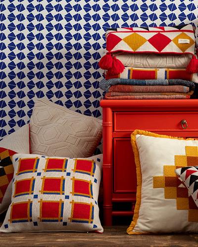 Abrazo Голяма Декоративна Възглавница Бродерия с перфорация 55x55 см Екрю