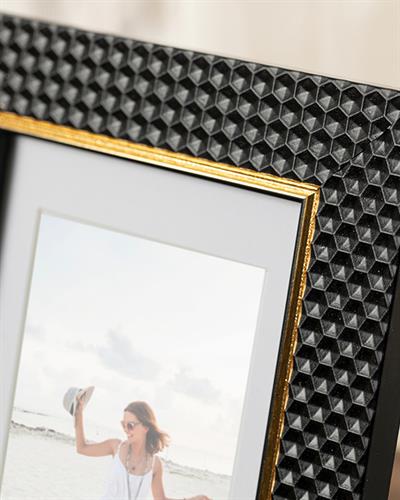 Adela Рамка 18.5*23.6*1.8 см Черен