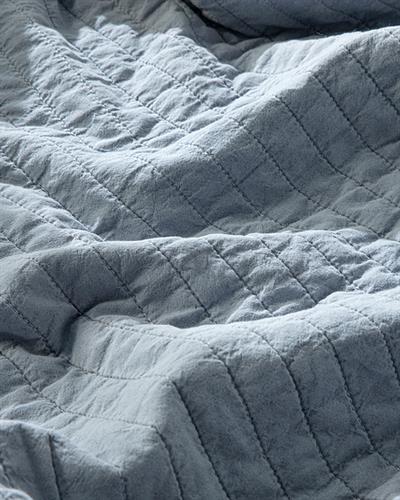 Ancient Stripe Покривка За Легло К Двоен Размер, Капитонирана , Синьо, 240 X 260 Cm