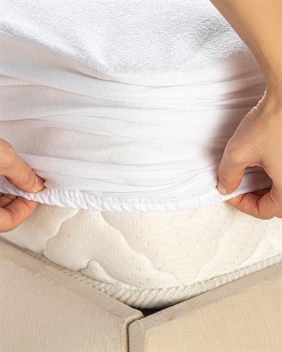 Basıc Протектор За Матрак Единичен Памук, пригоден за защита от течности 100x200 + 30 см Бял