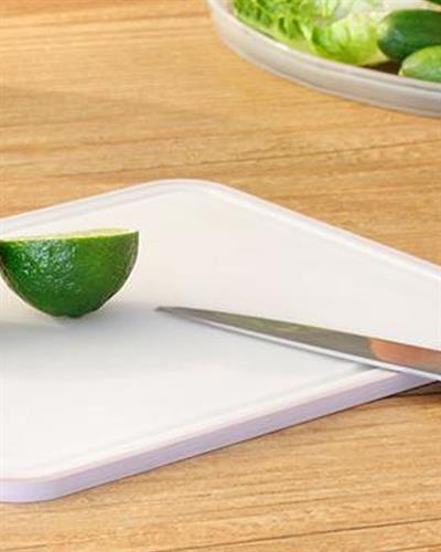 Basic Plastic With Handle Cutting Board 35 cm Powder