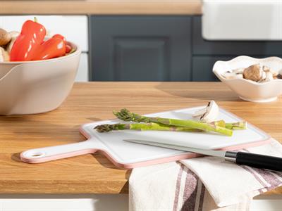 Basic Plastic With Handle Cutting Board 35 cm Dark Pink