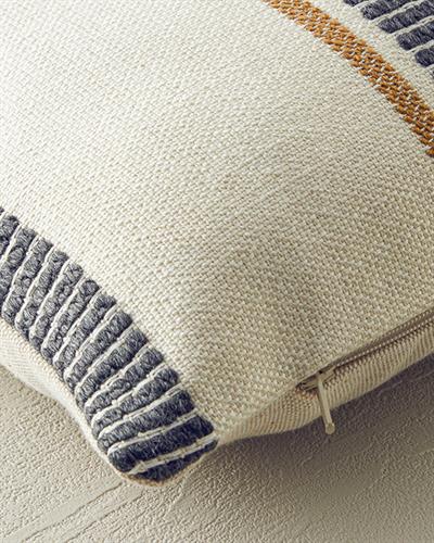 Bovaria Cover Throw Pillows 35x55 cm Ecru