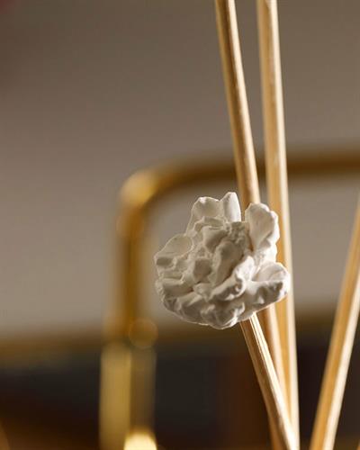 Bright Florals Ароматизатор За Стая С Пръчици 50 мл Кехлибар