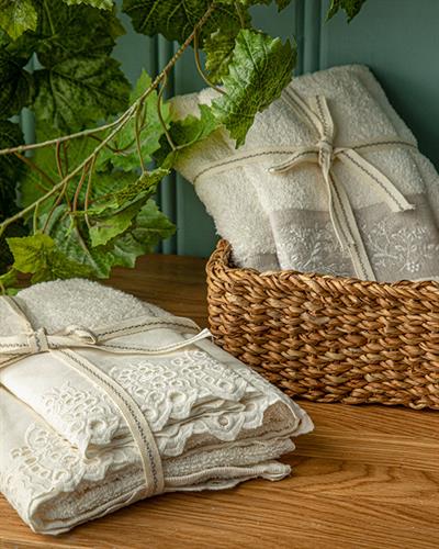 Carlotta Комплект Кърпи За Лице Двоен комплект Памучен 30x40+50x70 Бял