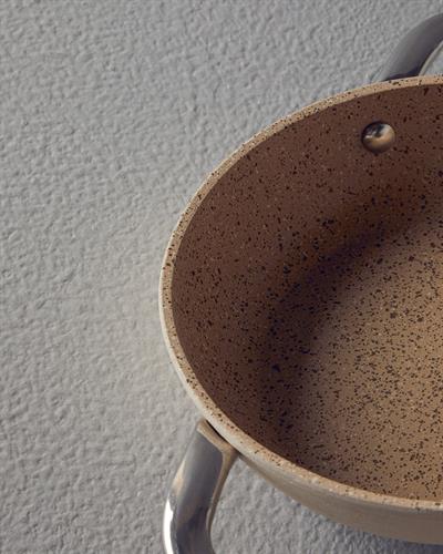 Charm Тиган С Две Дръжки Алуминий 18 см Бежов