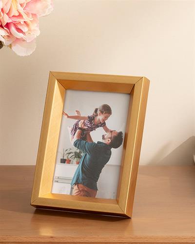 Cypress Рамка 10x15 см Златен