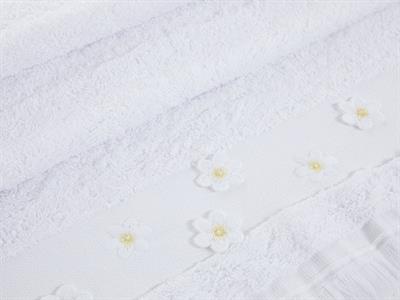 Daisy Garden ХАВЛИЯ ЗА ЛИЦЕ С ресни Бродирани 50x80 cm White