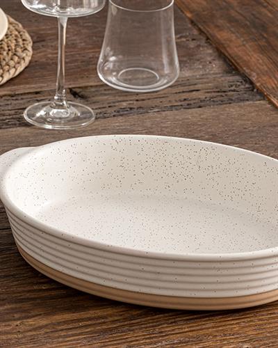 Dots Stoneware Oven Cover 33,5x23x6 cm White