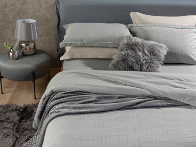 Elegant Gleam Спално Бельо Компле Super King Size, Боядисана Лъскава Прежда, Сребристо, 260 X 220 Cm