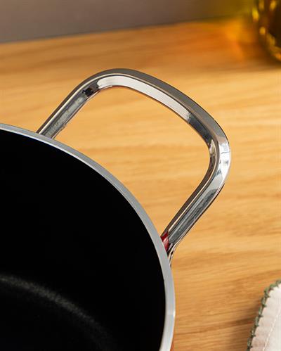 Excellence Aluminum Non-stick Pan 20 cm Red