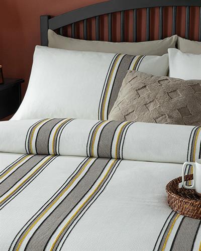 Fine Lines Chenille Paint Yarn For One Person Duvet Cover Set 160x220 cm Yellow-Brown