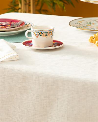 Flower Spree Покривка За Маса Бродирани, Полиестер, Бяло, 150 X 220 Cm