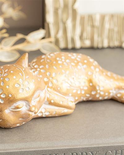 Forward Looking Cat Дрънкулка Полирезин, Златисто, 17,8 X 7,5 X 5,5 Cm