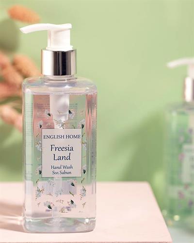 Freesia Land ТЕЧЕН САПУН 300 ml Lilac.