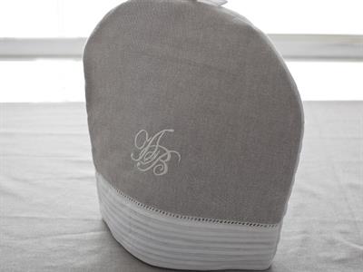 Habsbourg ЧАЙНИК SCK ДРЪЖКА . Gray