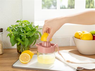 Hera Лимоностискачка Стъкло, Тъмно Розово, 300 Ml