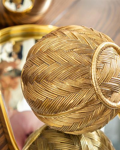 Knits Polyresin Decorative Object 9x9x9,5 cm Gold