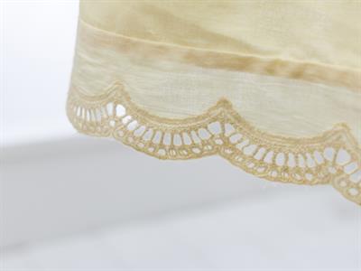 Lace 2 КУХНЕНСКА ПРЕСТИЛКА С дантела Yellow.