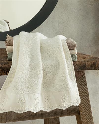 Lilian Хавлии За Ръце С Бродирано, Памучен, Екру, 30 X 40 Cm