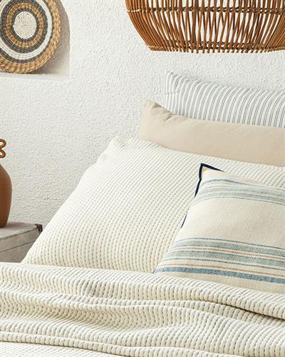 Line Sequence Покривка За Легло Комплект Единичен Размер, Natural Dolgulu, Кремово, 160 X 240 Cm