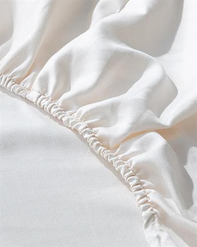 Listral Спално Бельо Компле Двоен Размер С 4 Възглавници С Кутия, Памучен Сатен На Райета, Слонова Кост, 200 X 220 Cm