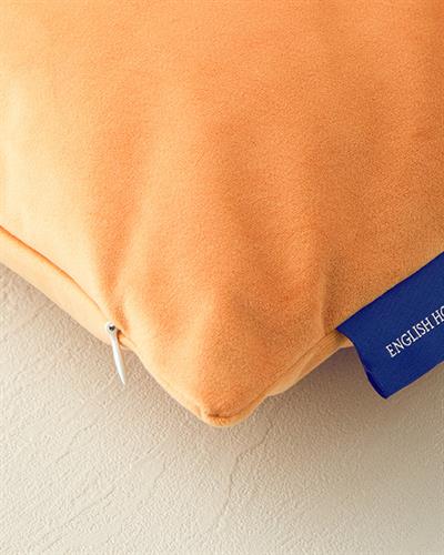 Velvet Cover Throw Pillows 45x45 cm Mustard