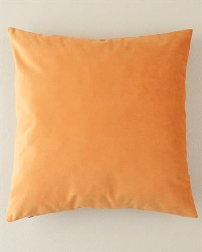 Velvet Cover Throw Pillows 45x45 cm Mustard