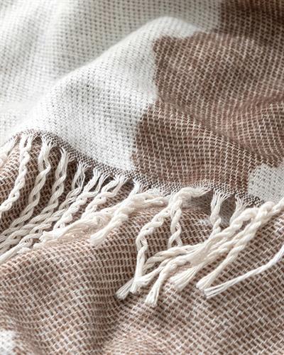 Mariposas Chair Shawl 130x170 cm Brown