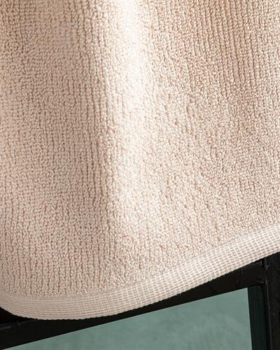 Maris Cottony Bath Towel 70x140 cm Light Pink,