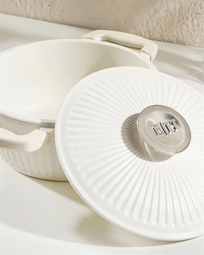 Master Cast Тенджера Дълбок Алуминиева отливка 20 см Кремав