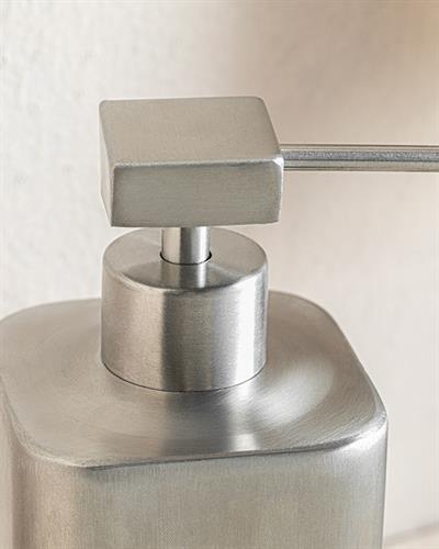 Matte Chic Stainless Steel Bathroom Set Silver.