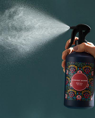 Midnight Bloom Стаен Спрей Тъмно Синьо, 500 Ml