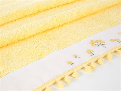 Mimosa ХАВЛИЯ ЗА ЛИЦЕ С помпони Бродирани 50x80 cm Yellow.