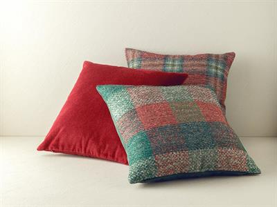 Nina Cover Throw Pillows 43x43 cm Red-Green