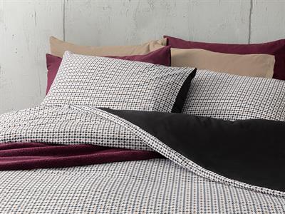 Pied de poule СПАЛНО БЕЛЬО КОМПЛЕ Голям размер Памучен 240x220 cm Черно-Бейдж