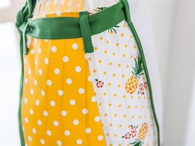 Pineapple КУХНЕНСКА ПРЕСТИЛКА Половин Водоустойчив . Dark Yellow