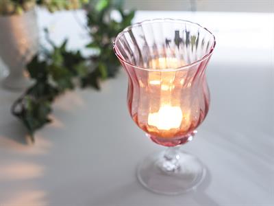 Pinky СВЕЩНИК Cam Pink