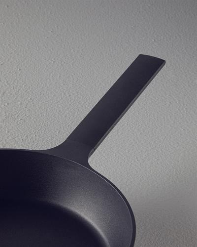 Prime Тиган Алуминиева отливка 26 см Черен