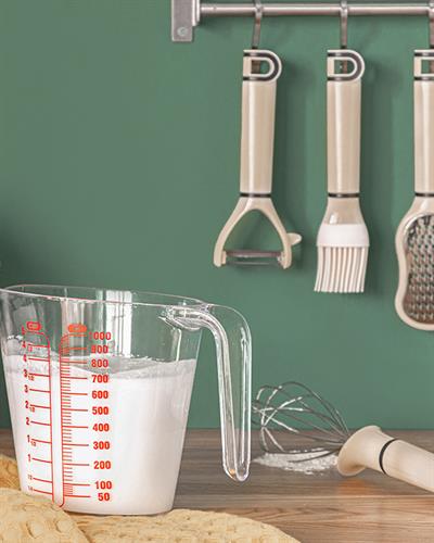 Pupa Белачка Пластмасов, Бежово, 25 Cm