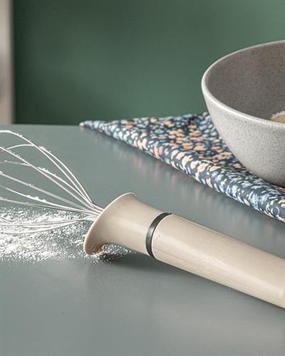 Pupa Бъркачка Пластмасов, Бежово, 28 Cm