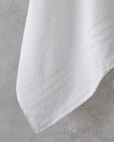Pure Basic Bath Towel 100x150 cm White